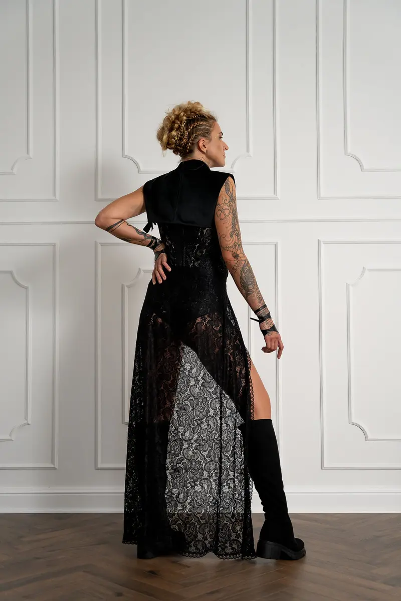 Overskirt „Black Roses“ – Foto 1
