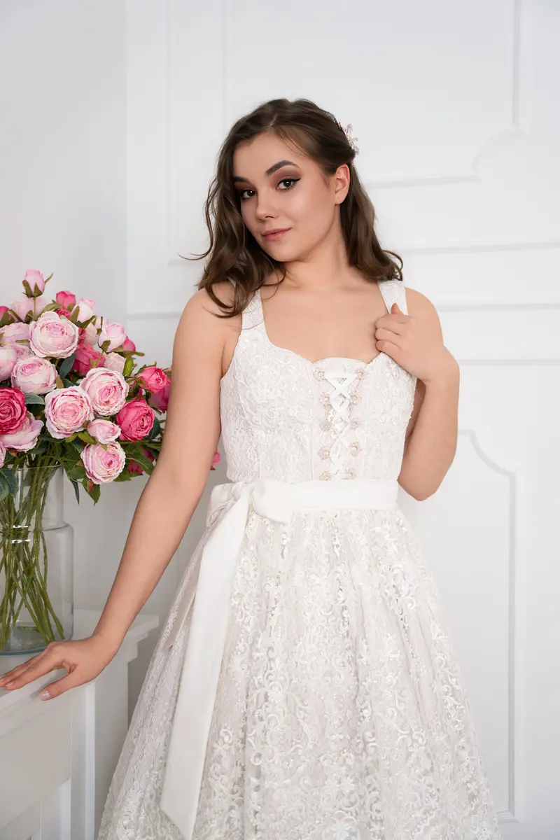 Dirndl Roses and Love26 – Foto 1