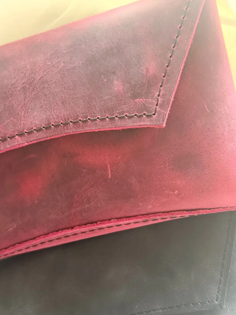 Foto 3 von 5 – Echtleder Miss Diffy Clutch