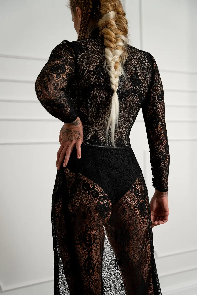 Photo 4 of 4 – Long overskirt “Lace elegant”