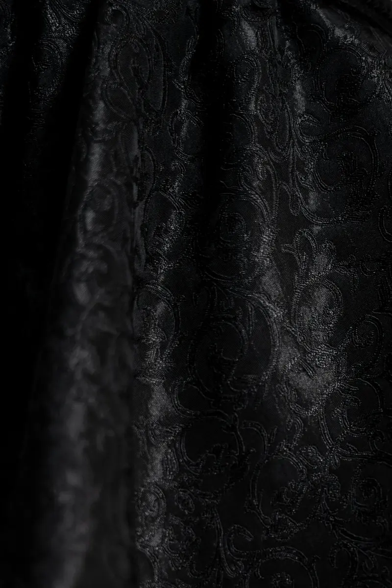 Foto 5 von 6 – Rock kurz black „Jacquard de luxe“